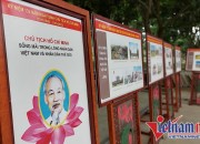 Triển lãm ảnh kỷ niệm 132 năm ngày sinh Chủ tịch Hồ Chí Minh