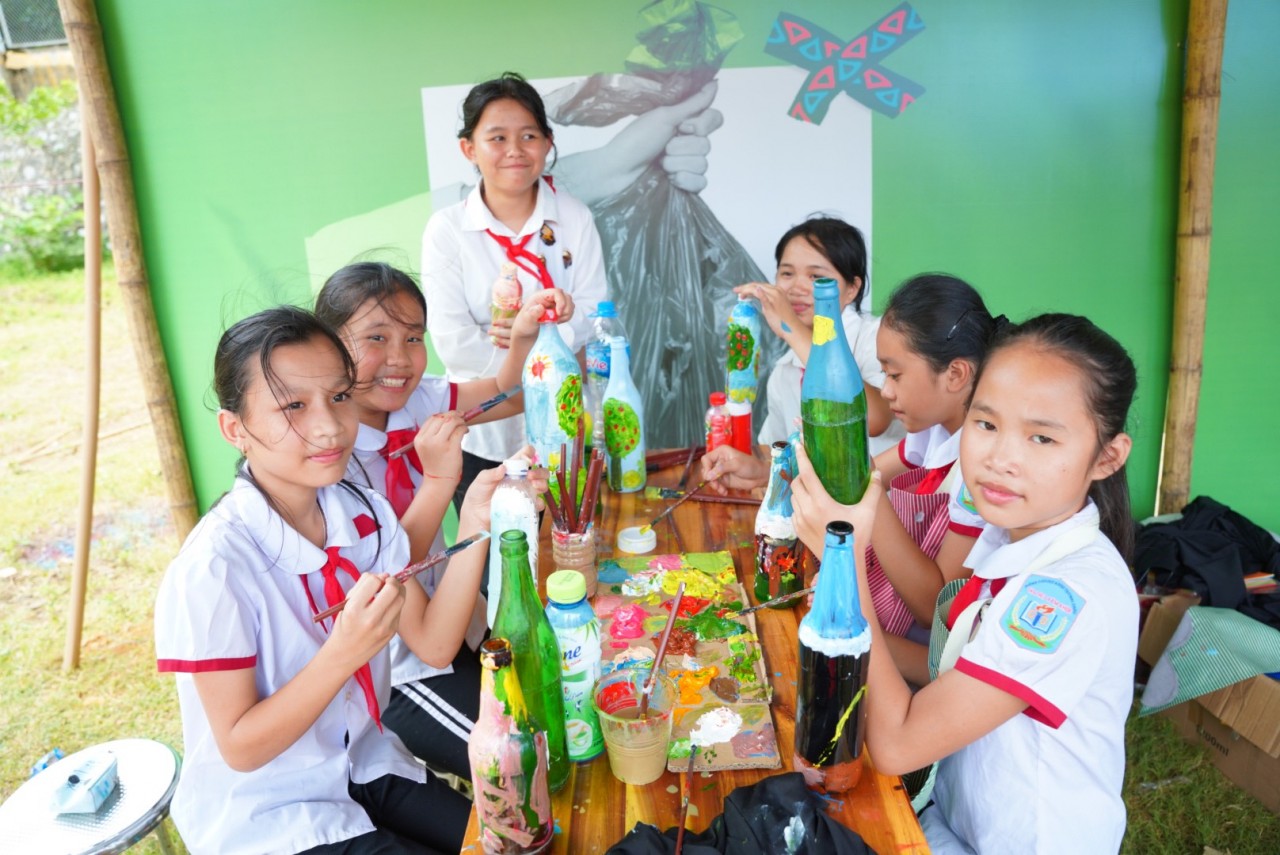 600 trẻ em, giáo viên huyện Mai Châu (Hoà Bình) tham dự “Ngày hội Bảo vệ môi trường”